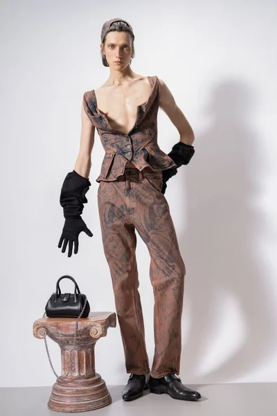 Look 1